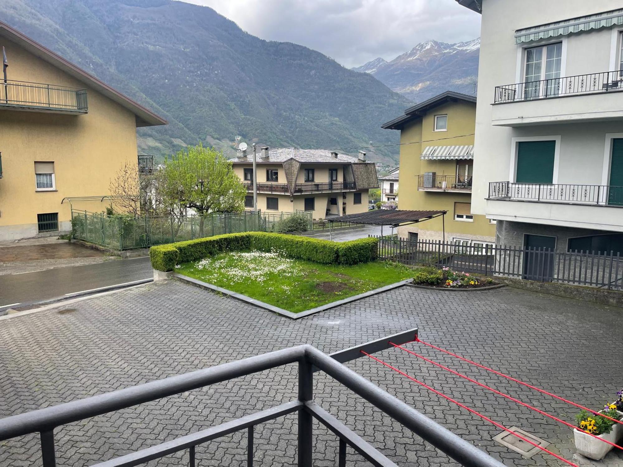 Ca Marasciol A 5 Minuti Dal Trenino Rosso Del Bernina Express Hotel Villa di Tirano Ngoại thất bức ảnh